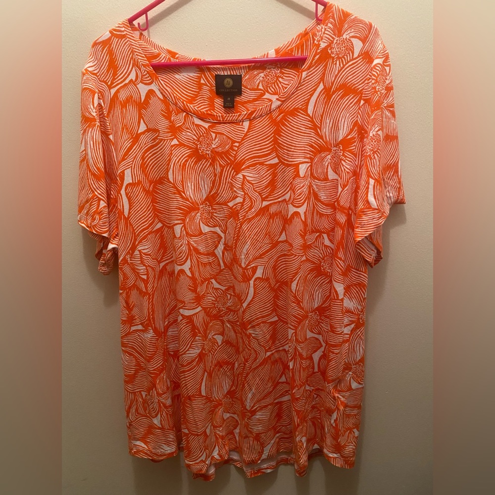 JM COLLECTION WOMEN BOLD ORANGE SWIRL SHORT SLEEVE CREWNECK / Shirt SIZE 2X